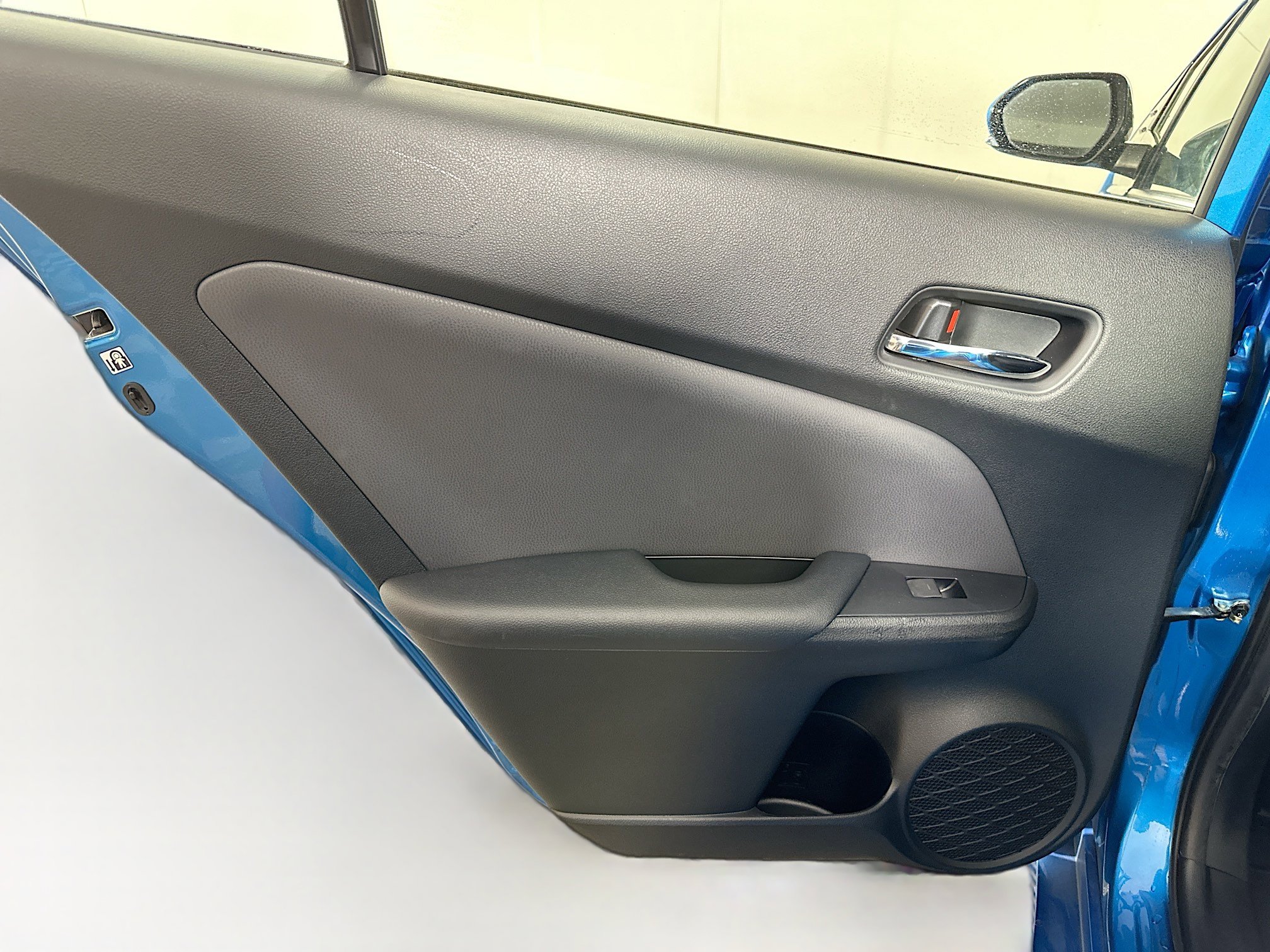 Used 2019 Toyota Prius XLE w/ Carpet Mat Package FWD image 25