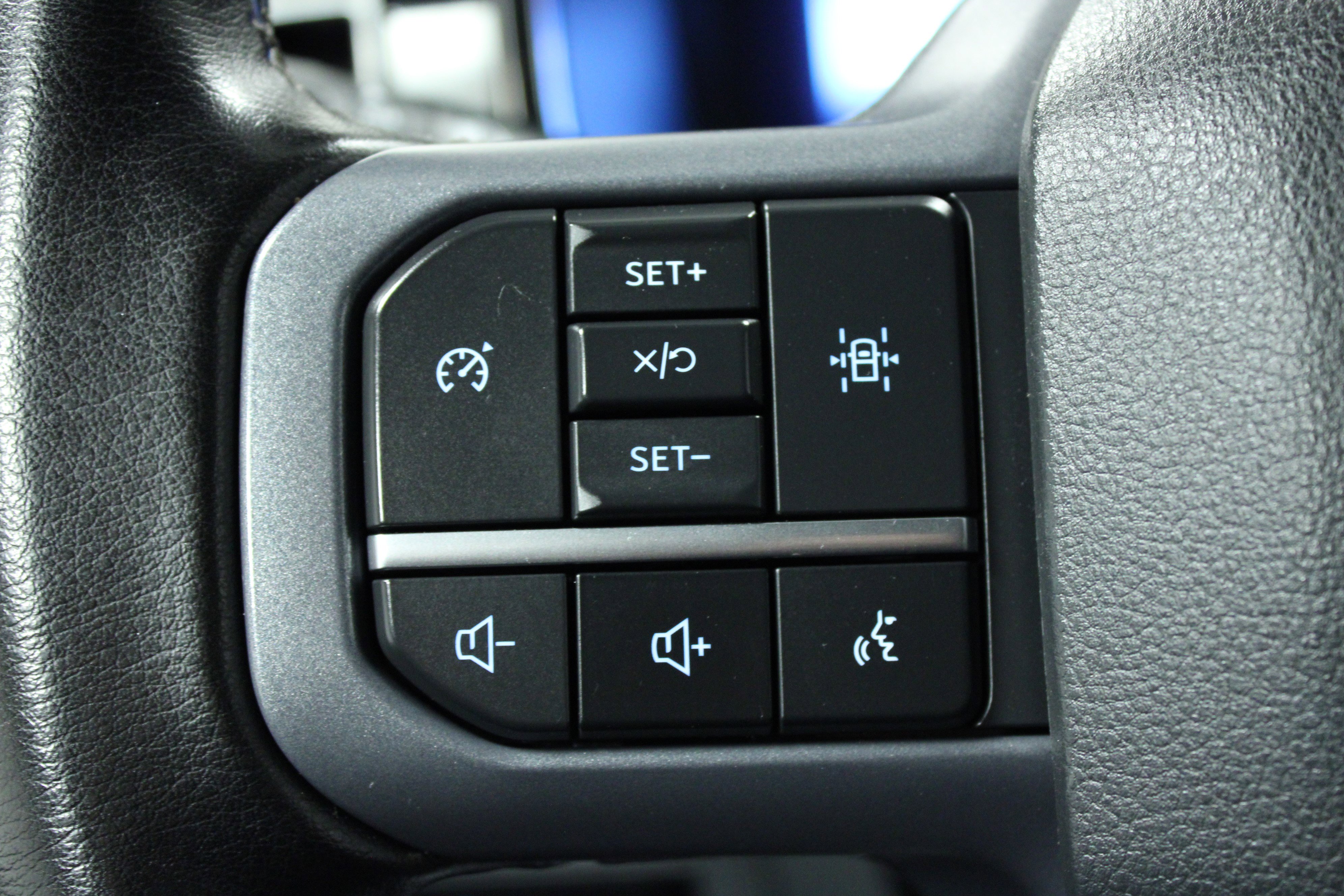 Used 2023 Ford F150 Lightning XLT image 20