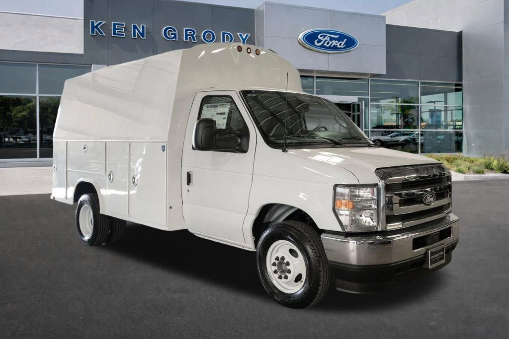 New 2026 Ford E-350 and Econoline 350 Super Duty w/ Power Equipment Group