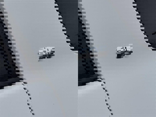 Used 2019 Toyota 4Runner SR5 w/ Four Season Floor Mat Package image 11