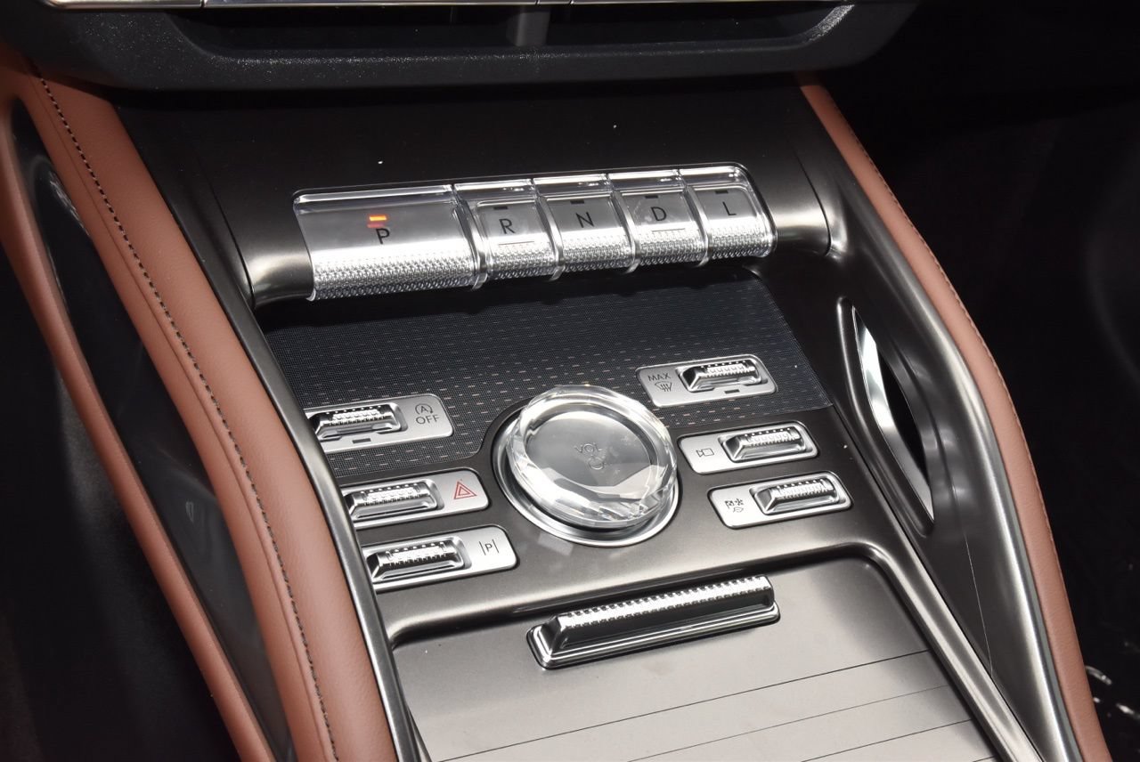 New 2026 Lincoln Nautilus Reserve w/ Jet Appearance Package AWD/4WD image 37