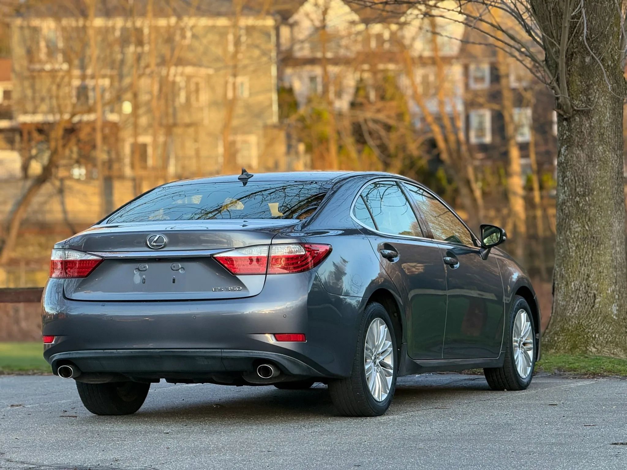 Used 2013 Lexus ES 350 w/ Luxury Pkg FWD image 7
