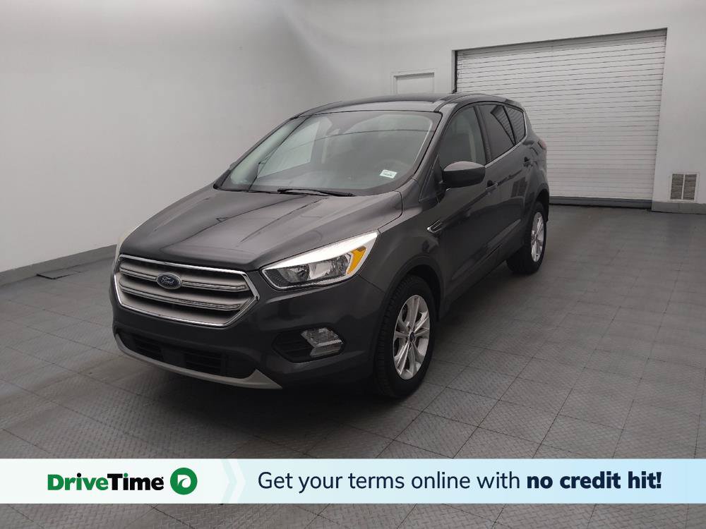 Used 2019 Ford Escape SE FWD image 1