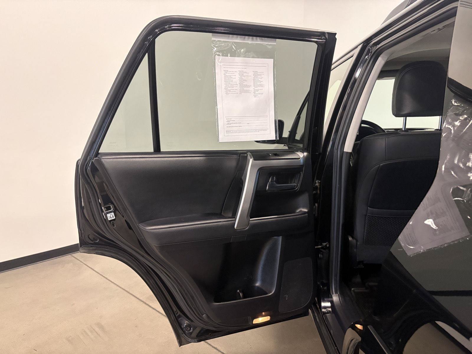 Used 2021 Toyota 4Runner SR5 Premium w/ Moonroof Package AWD/4WD image 29