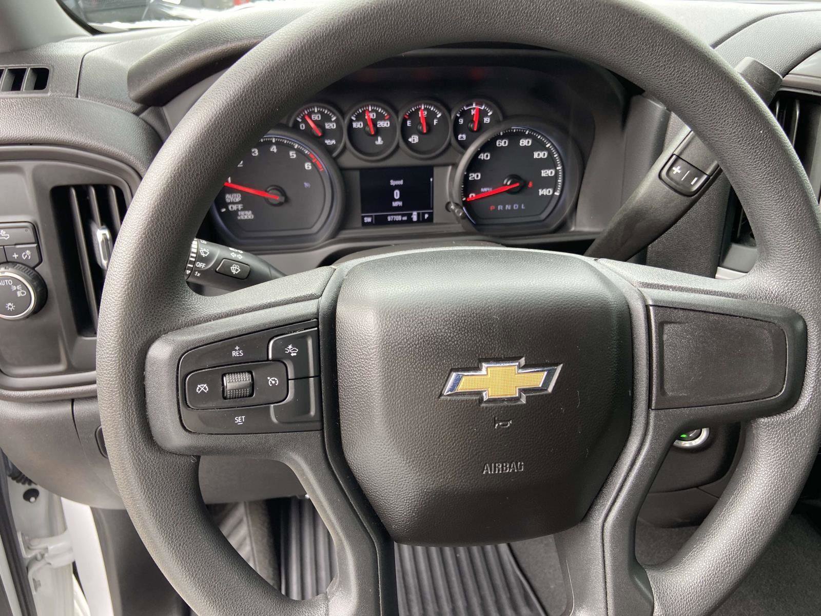 Used 2022 Chevrolet Silverado 1500 Custom image 10