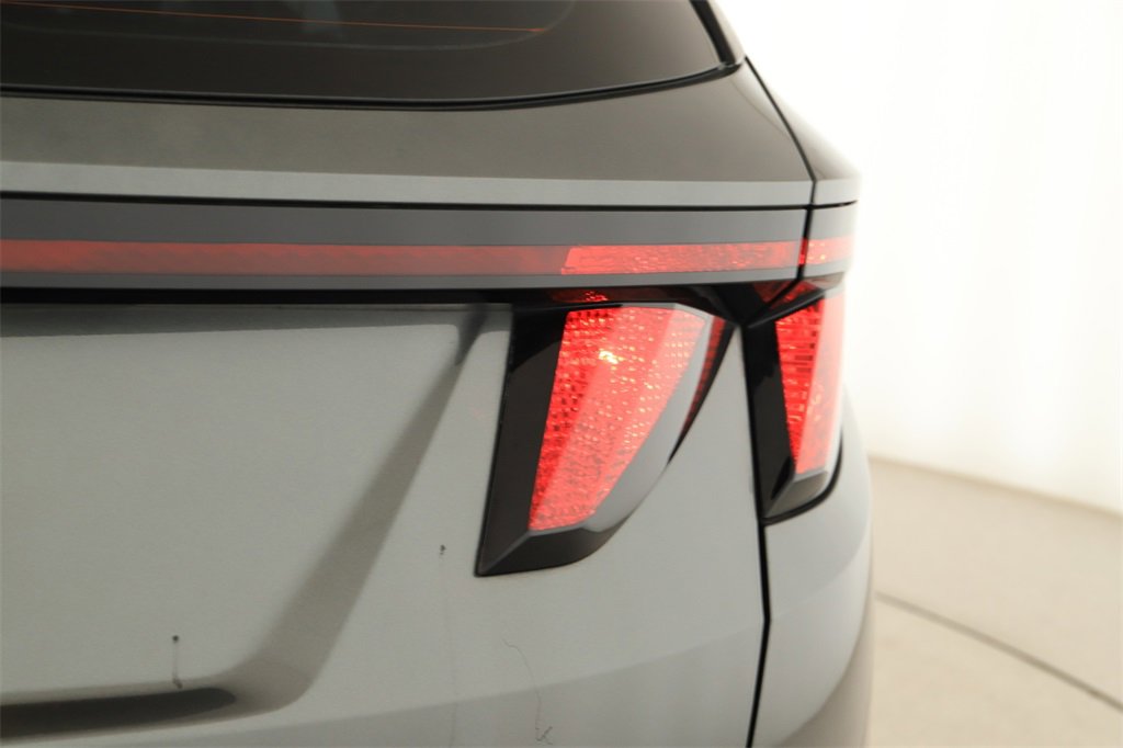 Used 2022 Hyundai Tucson SE image 28