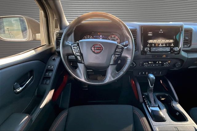 Used 2022 Nissan Frontier PRO-4X AWD/4WD image 9