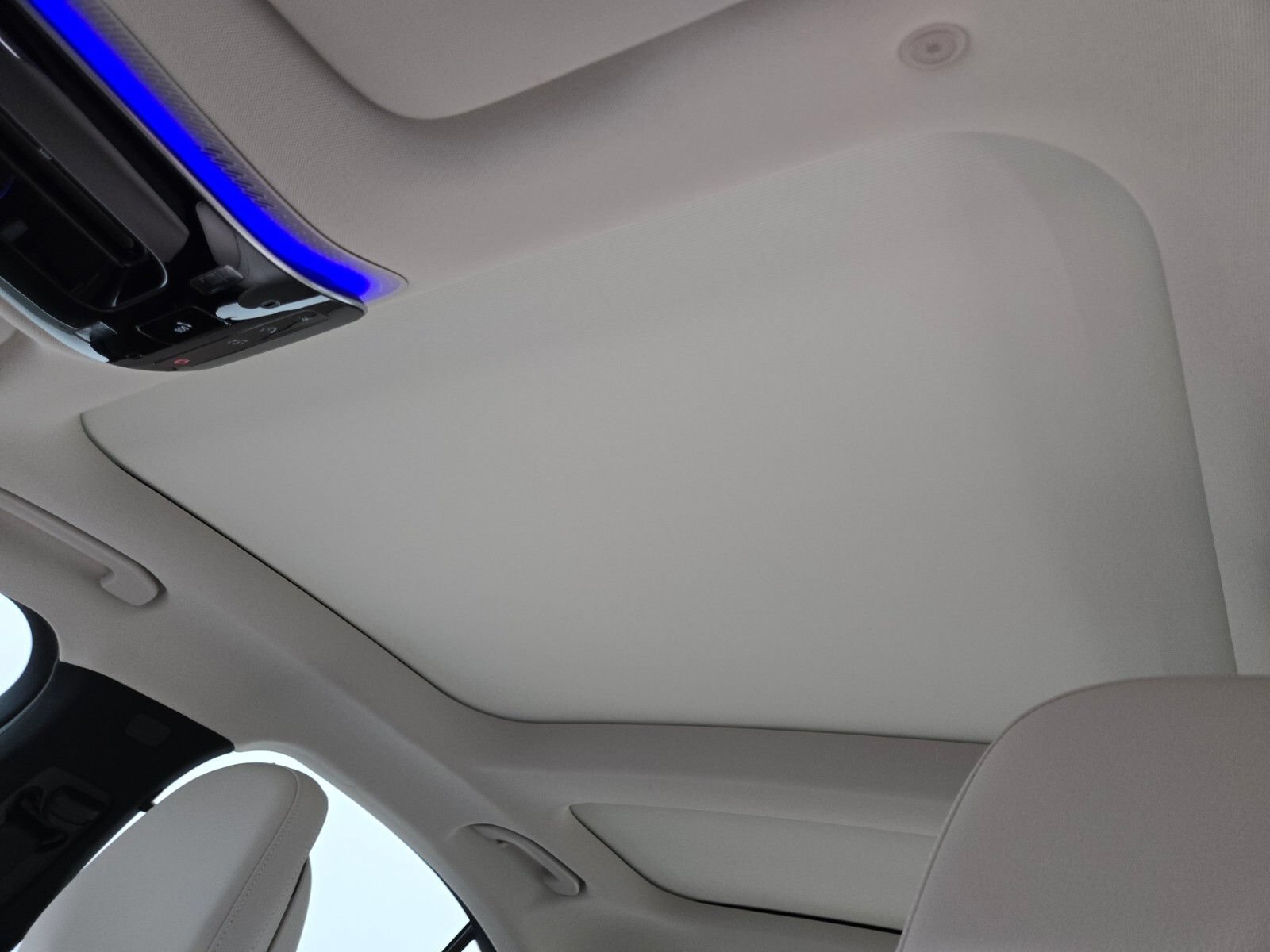 Used 2025 Mercedes-Benz E 350 Sedan image 10