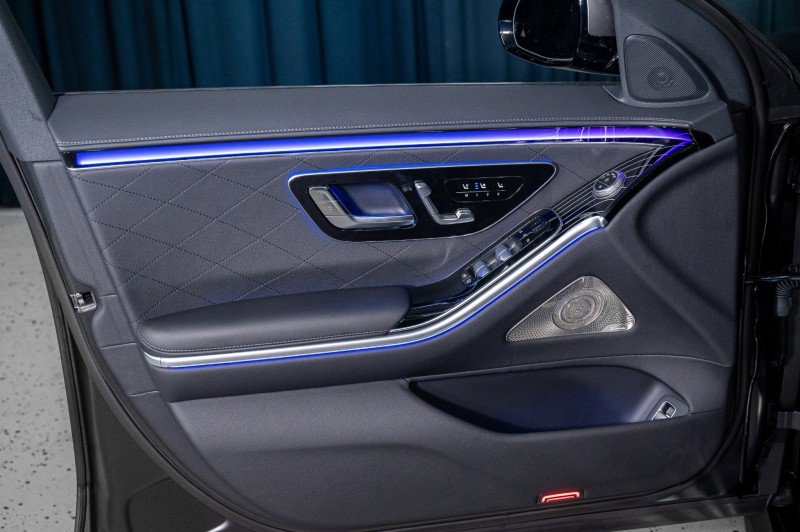 New 2026 Mercedes-Benz S 580 4MATIC Sedan image 11