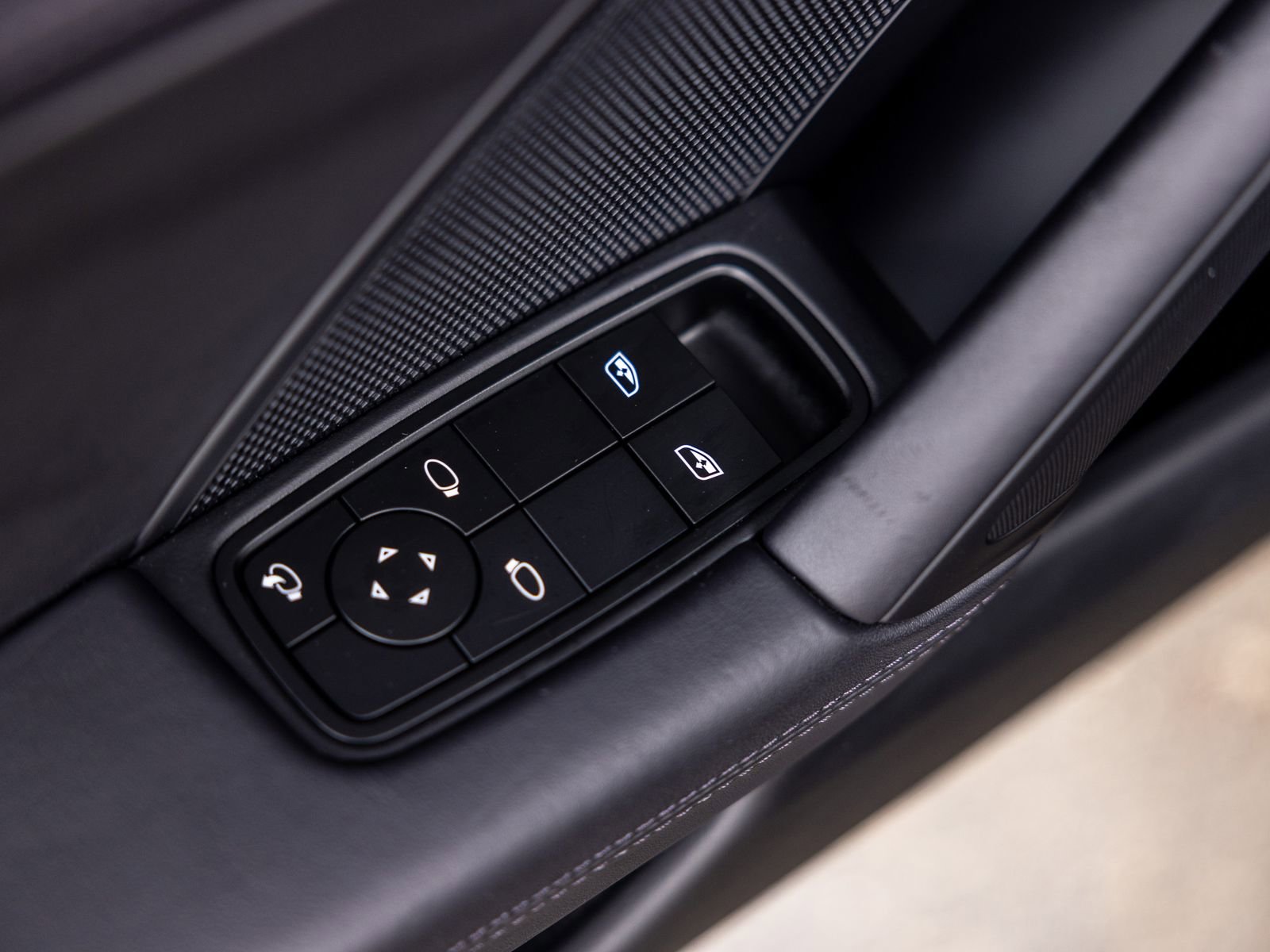 Certified 2024 Porsche 911 Carrera T image 40