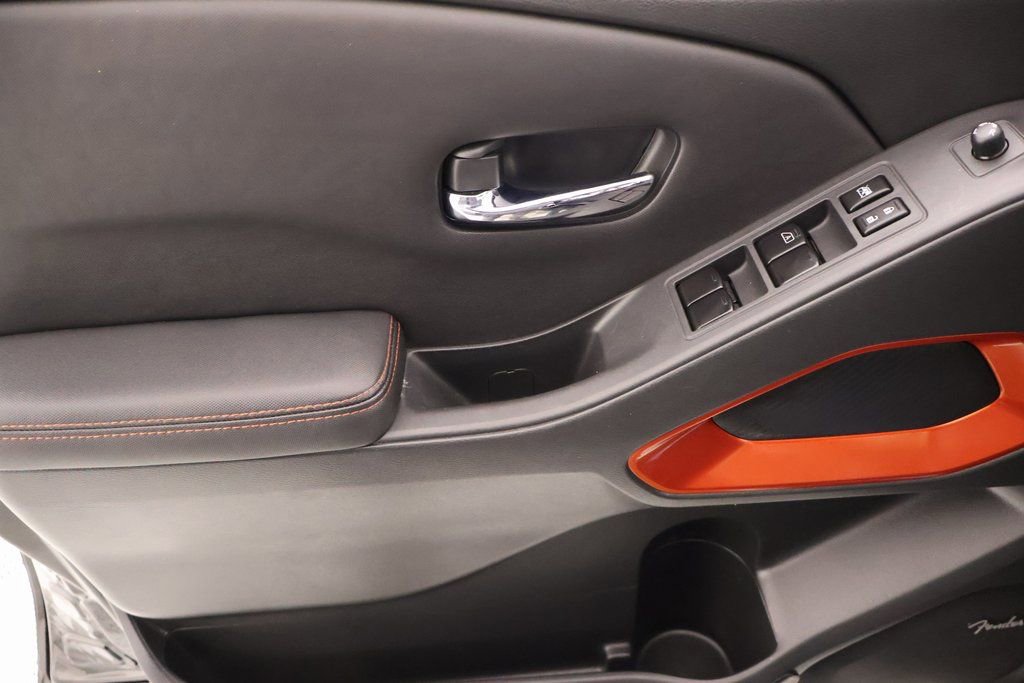 Used 2023 Nissan Frontier PRO-4X w/ Pro-4X Premium Package image 17