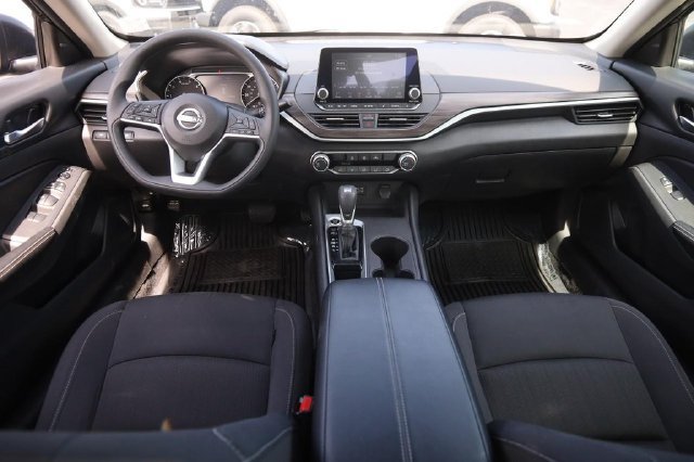 Certified 2025 Nissan Altima 2.5 SV FWD image 21
