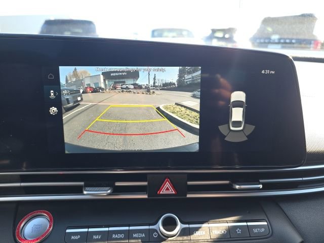 Used 2023 Hyundai Elantra Limited w/ Cargo Package image 17