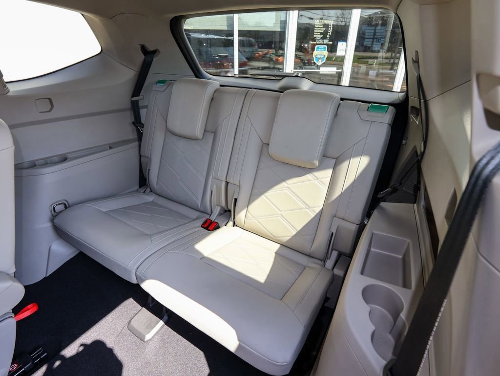 New 2026 Volkswagen Atlas SE image 16