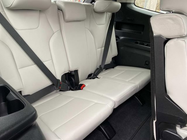 Used 2023 Kia Telluride EX image 25