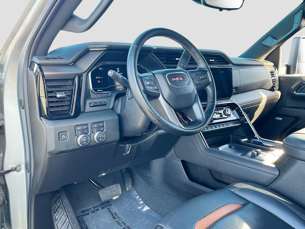 Used 2024 GMC Sierra 2500 AT4 w/ AT4 Premium Plus Package image 9