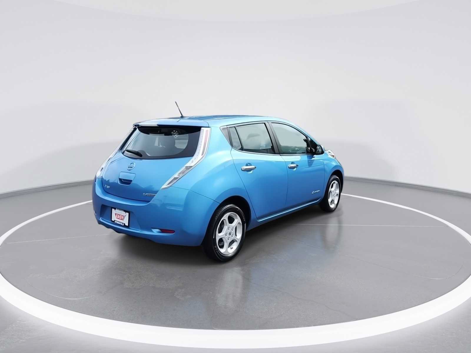 Used 2013 Nissan Leaf SV w/ LED & Quick Charge Pkg FWD image 8