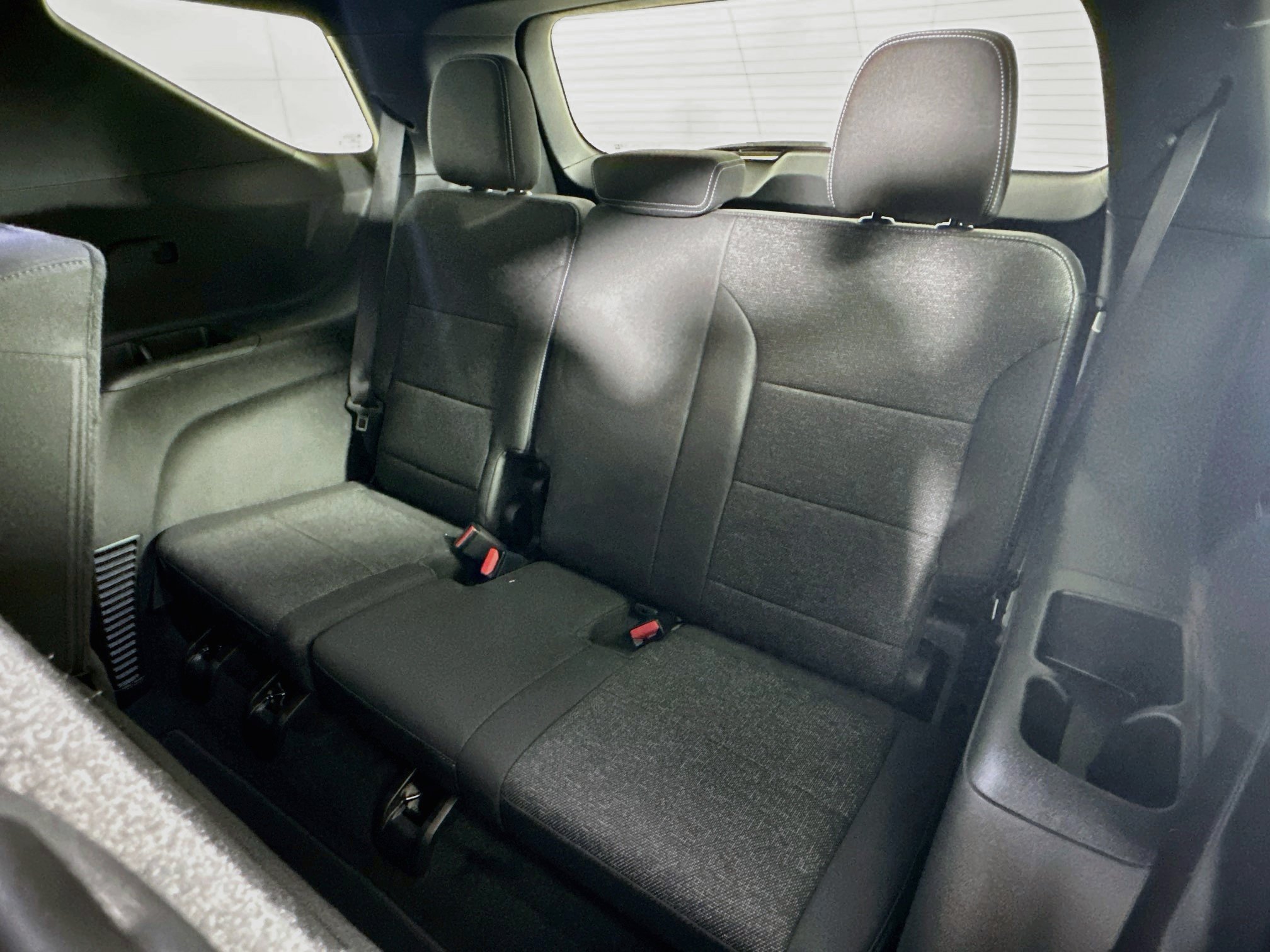 Used 2024 Chevrolet Traverse LS FWD image 27