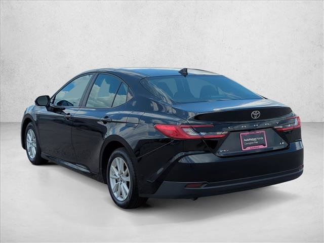 Used 2025 Toyota Camry LE FWD image 10
