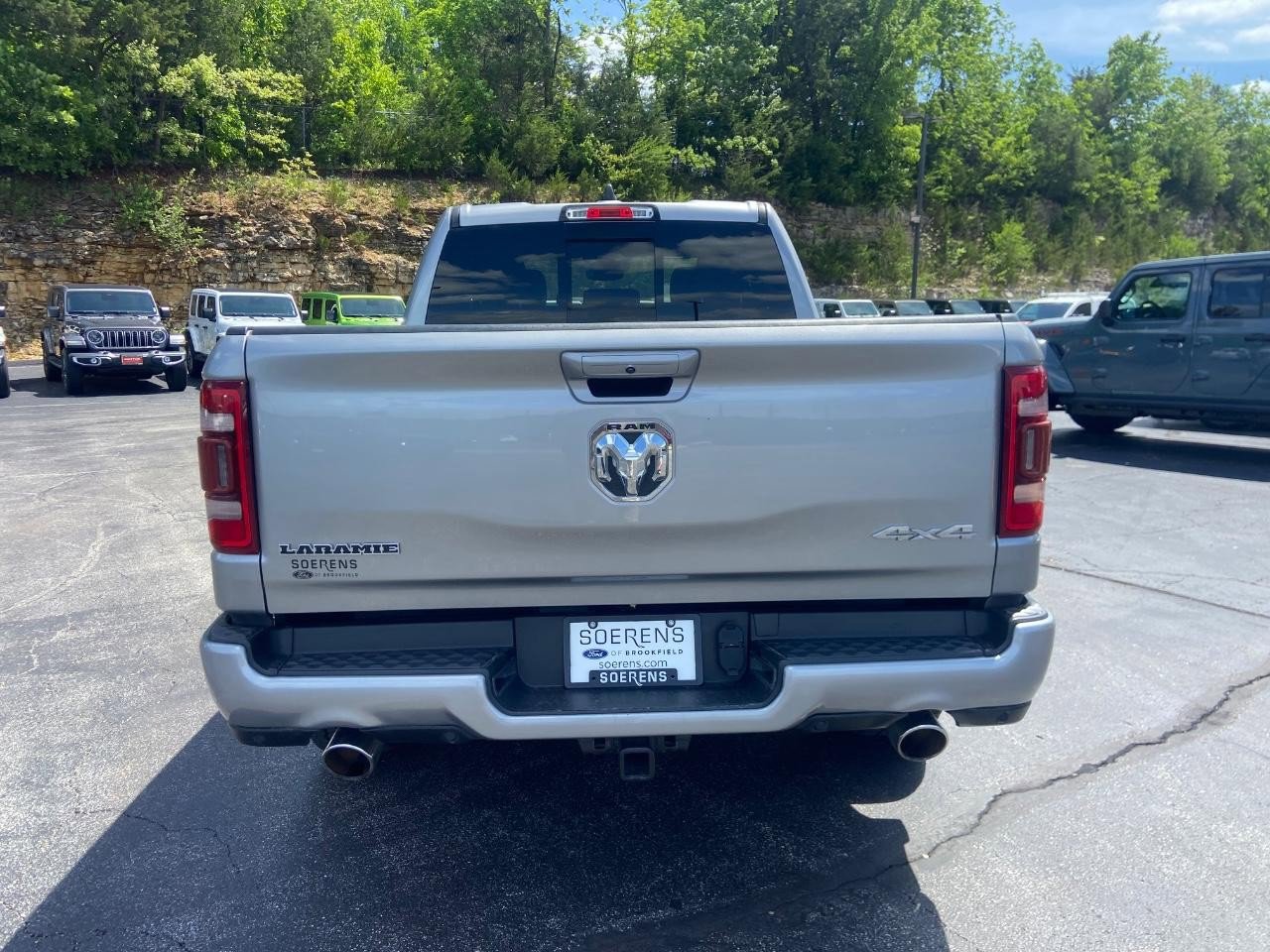 Used 2022 RAM 1500 Laramie w/ Sport Appearance Package AWD/4WD image 6