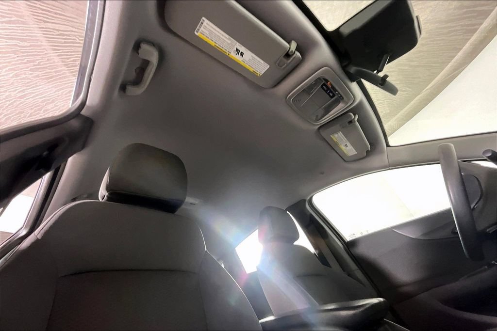 Used 2020 Chevrolet Malibu LT FWD image 28