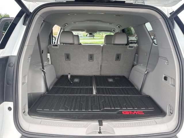 Used 2023 GMC Acadia SLT FWD image 32