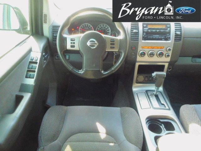 Used 2006 Nissan Pathfinder SE w/ (P01) Se Premium Pkg image 18