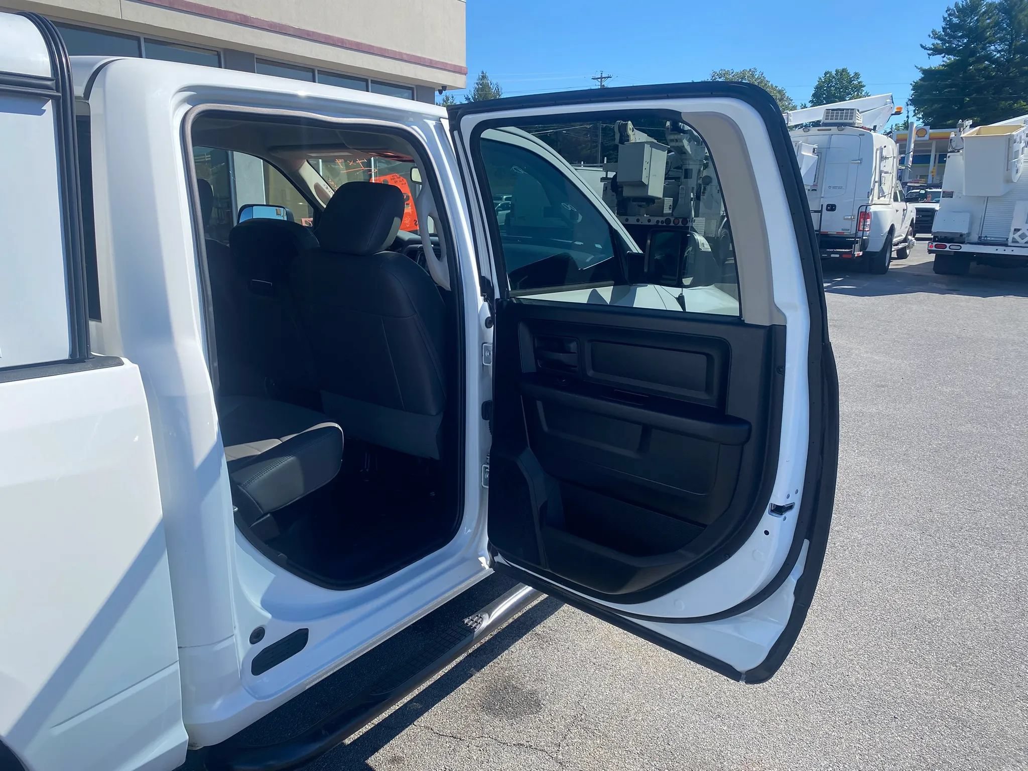Used 2016 RAM 1500 ST AWD/4WD image 28