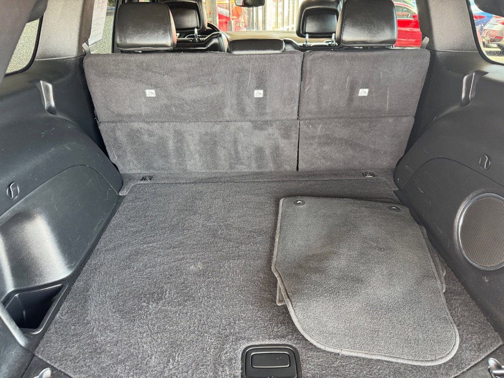 Used 2021 Jeep Grand Cherokee Limited w/ Luxury Group II image 20