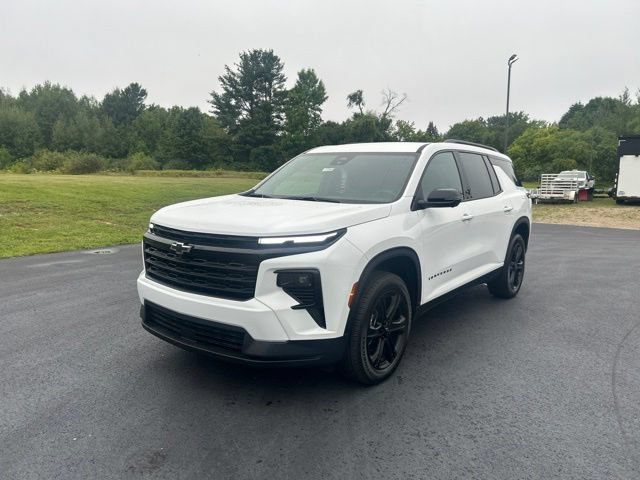 New 2027 Chevrolet Traverse LT w/ Midnight/Sport Edition