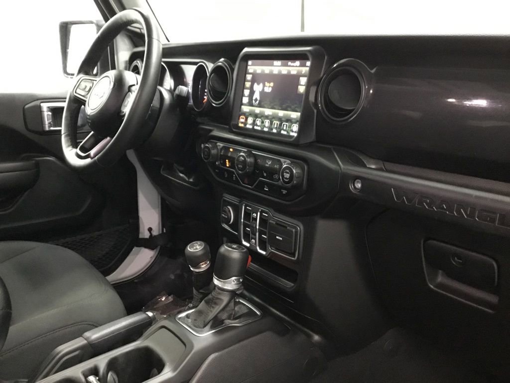 Used 2023 Jeep Wrangler Sport image 24