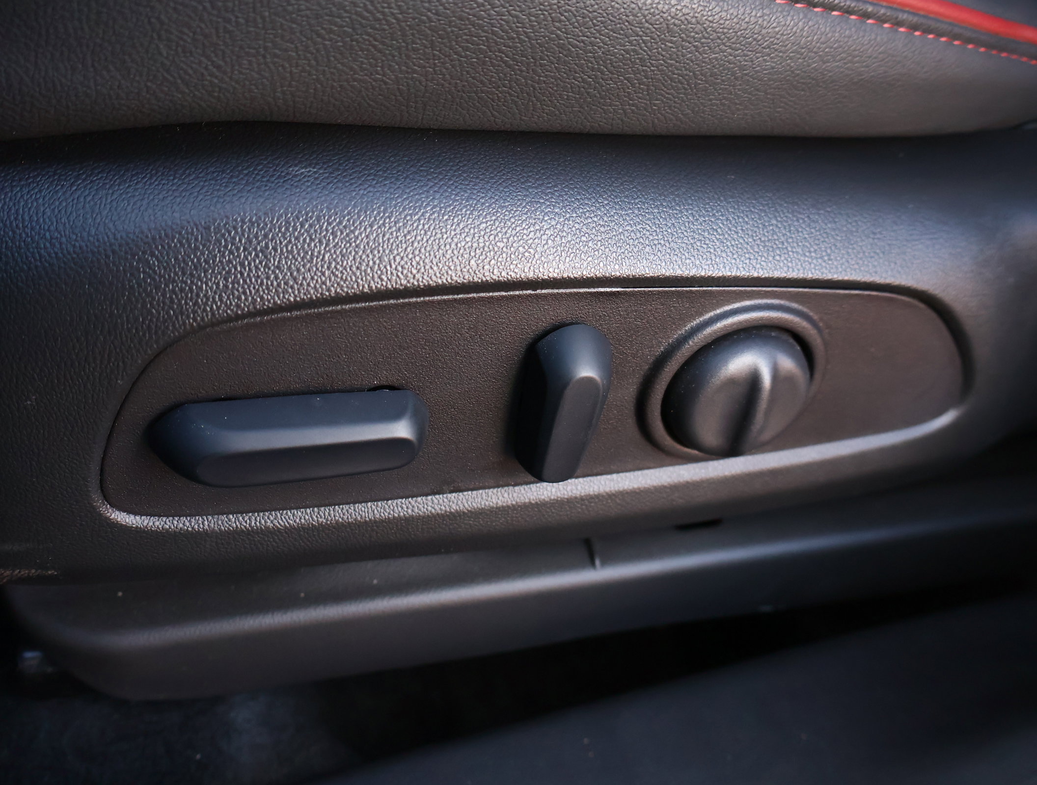 New 2026 Chevrolet TrailBlazer RS w/ Convenience Package image 11