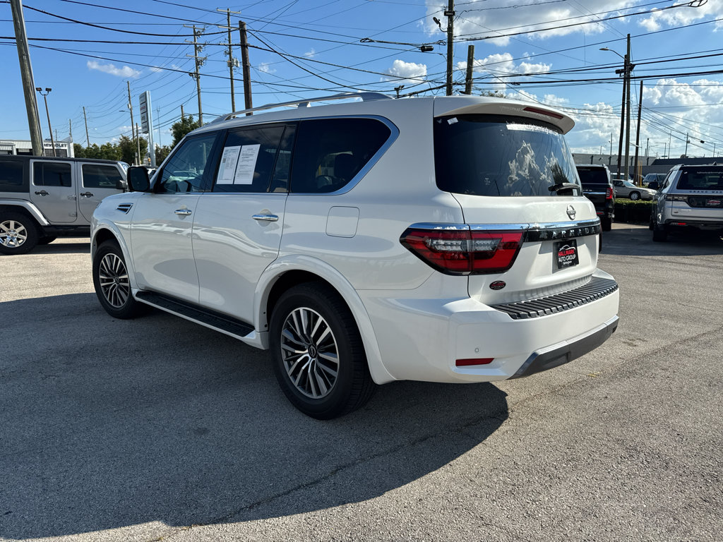 Used 2024 Nissan Armada SL w/ Captain's Chairs Package RWD image 7