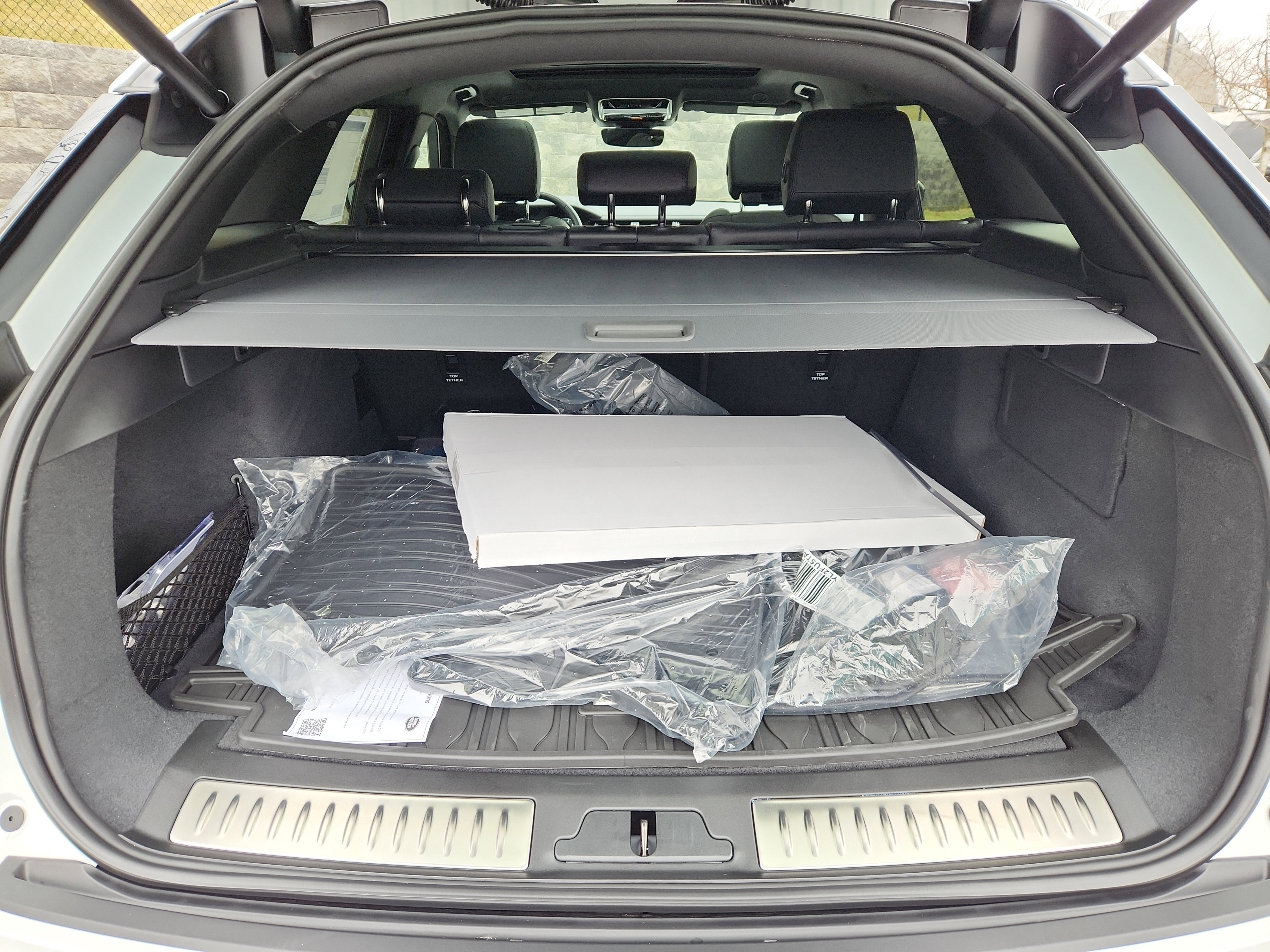 New 2026 Land Rover Range Rover Velar Dynamic SE image 13