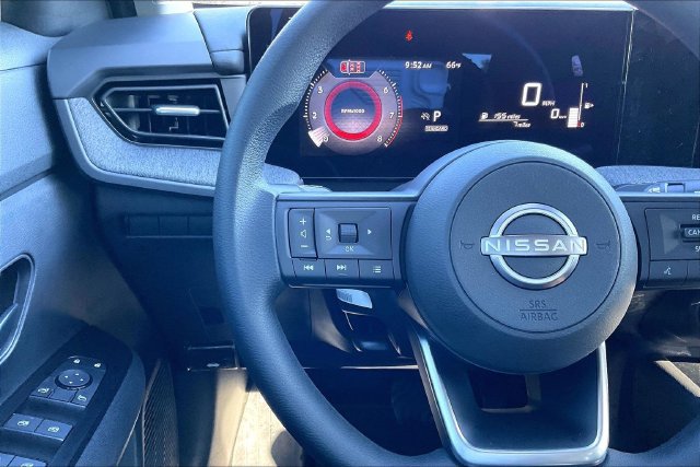 New 2027 Nissan Kicks S FWD image 13