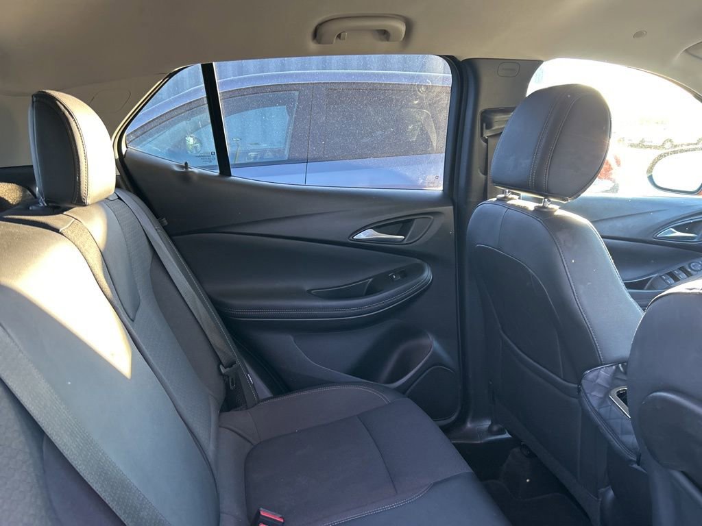 Used 2021 Buick Encore GX Preferred w/ Cold Weather Comfort Package FWD image 13