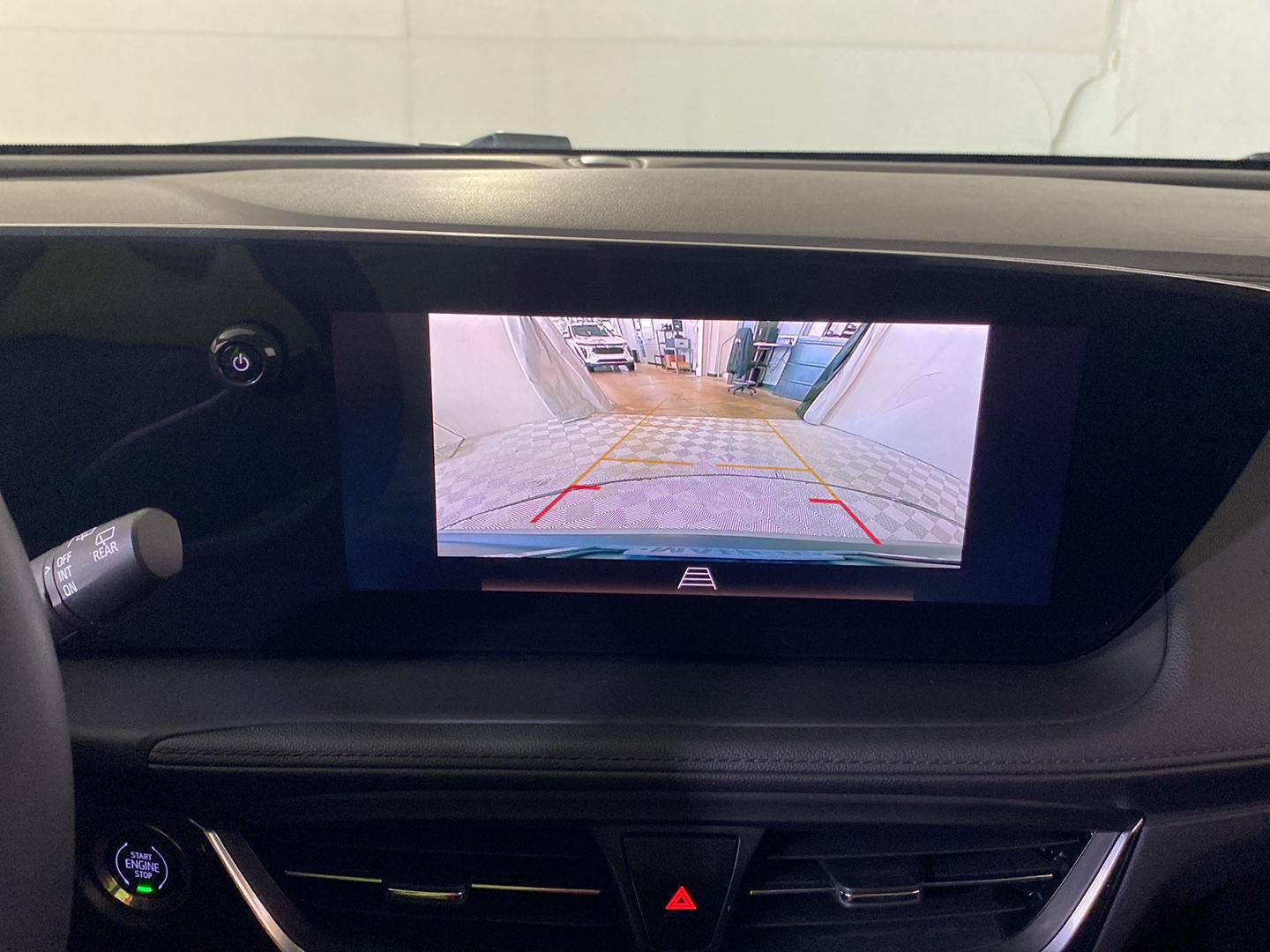 Certified 2024 Buick Encore GX Preferred FWD image 31