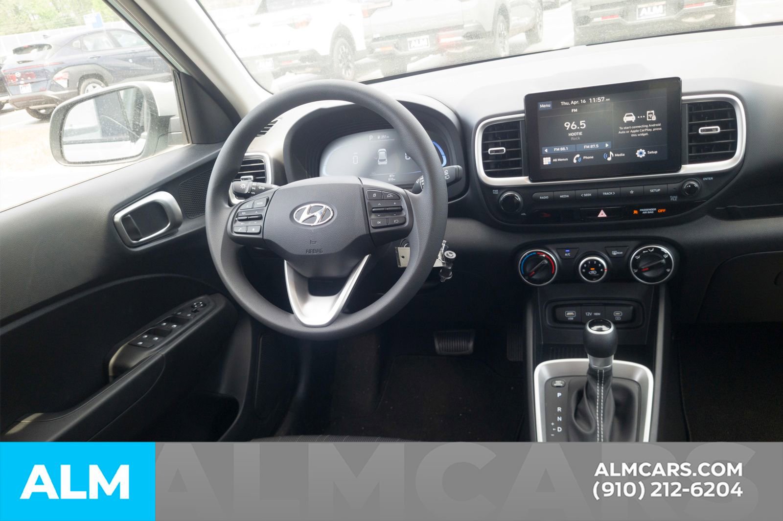 Certified 2026 Hyundai Venue SE FWD image 21