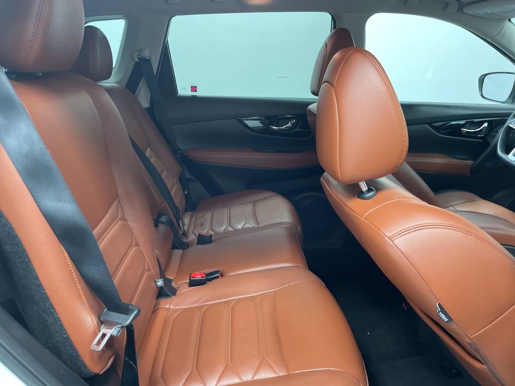 Used 2019 Nissan Rogue SL w/ Premium Package AWD/4WD image 35