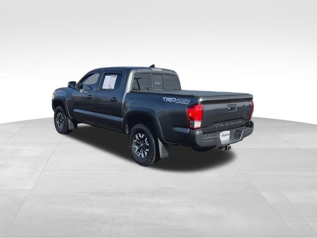 Used 2016 Toyota Tacoma TRD Off-Road w/ Towing Package image 7
