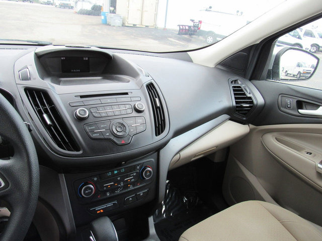 Used 2018 Ford Escape SE w/ Ford Safe & Smart Package FWD image 28