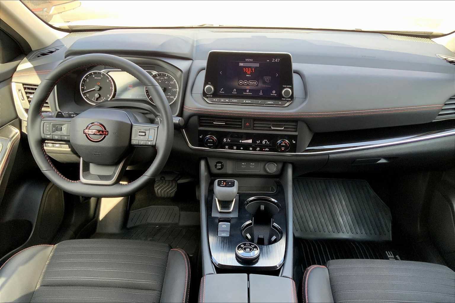 Certified 2025 Nissan Rogue SV image 13