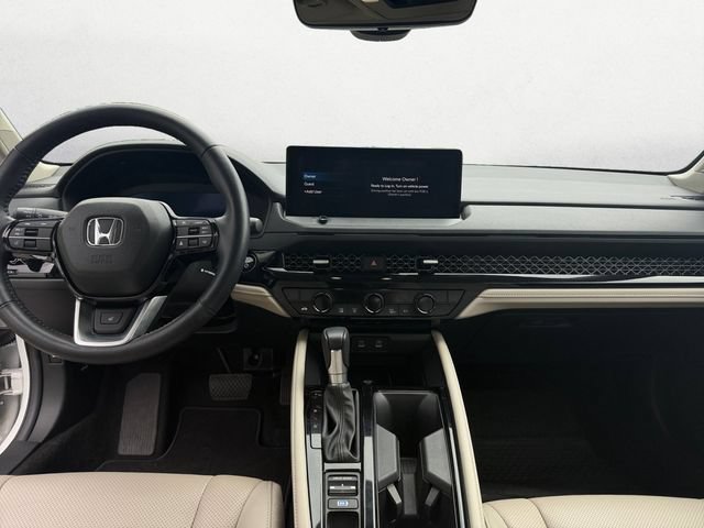 Used 2025 Honda Accord Touring image 10