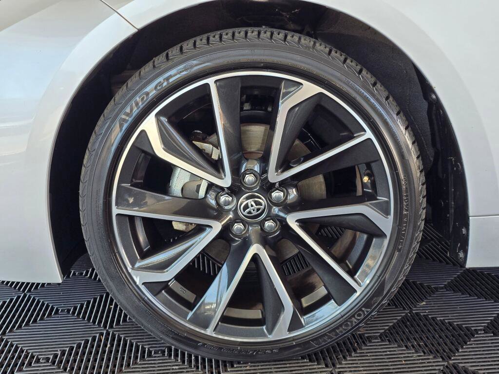 Certified 2020 Toyota Corolla SE FWD image 11