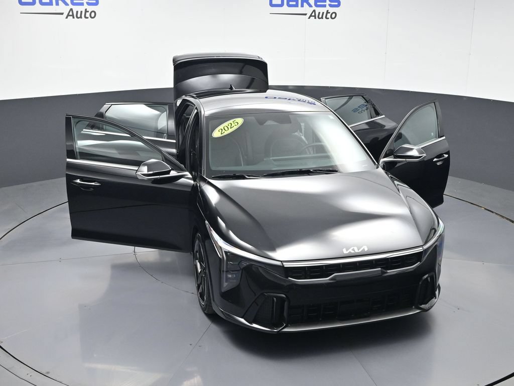 Certified 2025 Kia K4 EX w/ GT-Line Sunroof Package FWD image 60