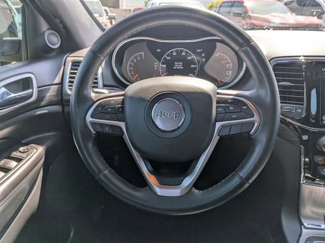 Used 2020 Jeep Grand Cherokee Altitude AWD/4WD image 13