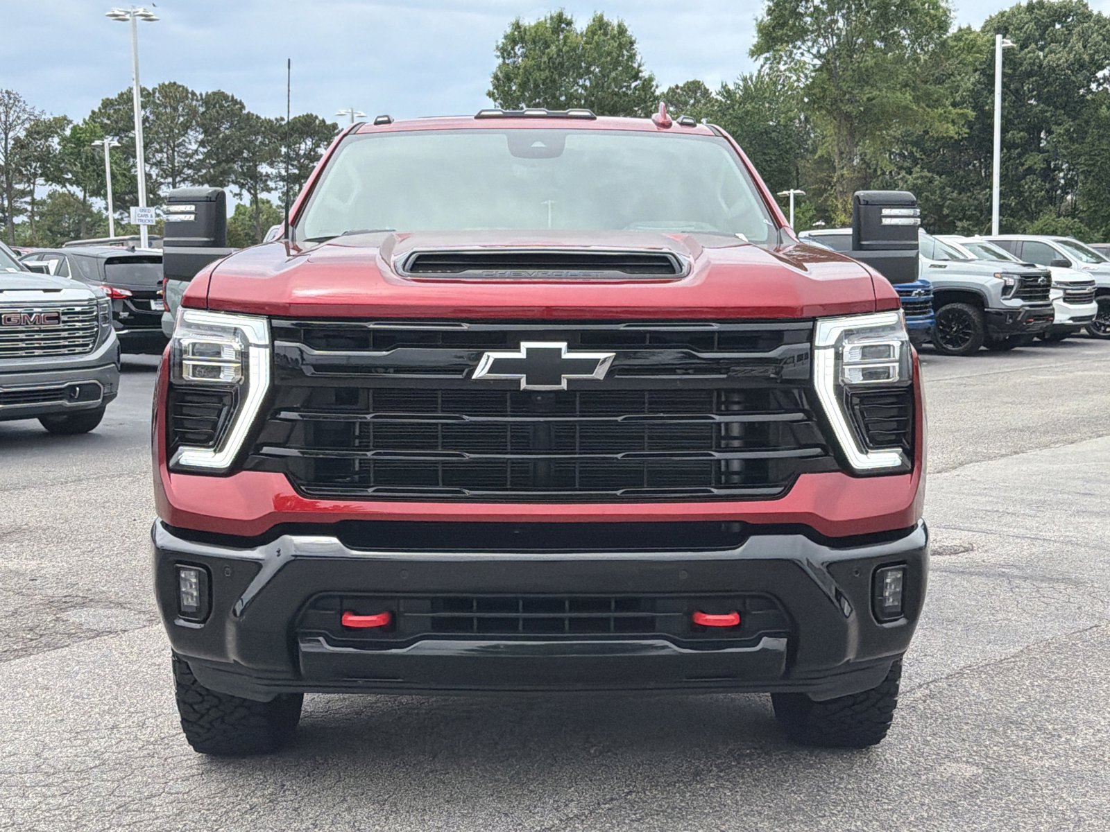 Used 2025 Chevrolet Silverado 2500 LTZ w/ LTZ Plus Package AWD/4WD image 6