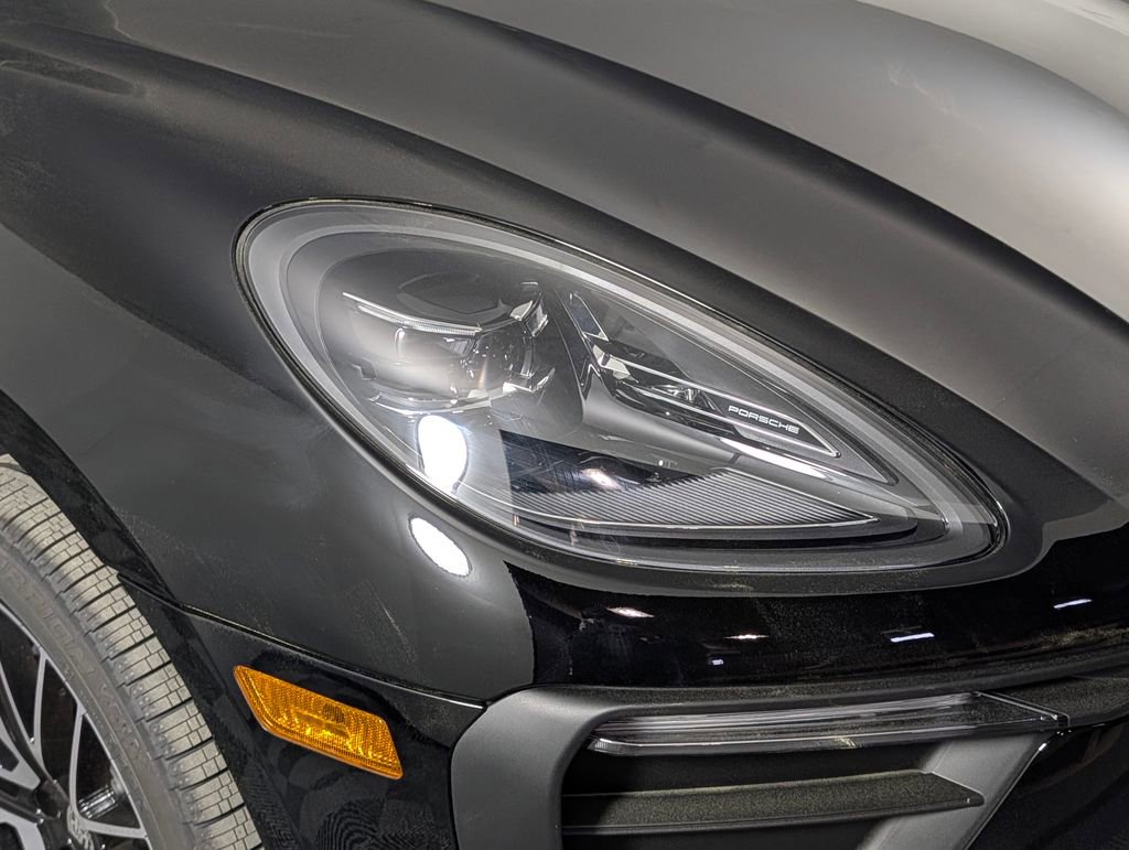 New 2026 Porsche Macan image 15