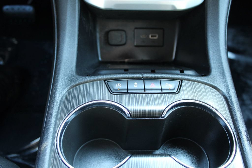 Used 2020 GMC Acadia SLT FWD image 22