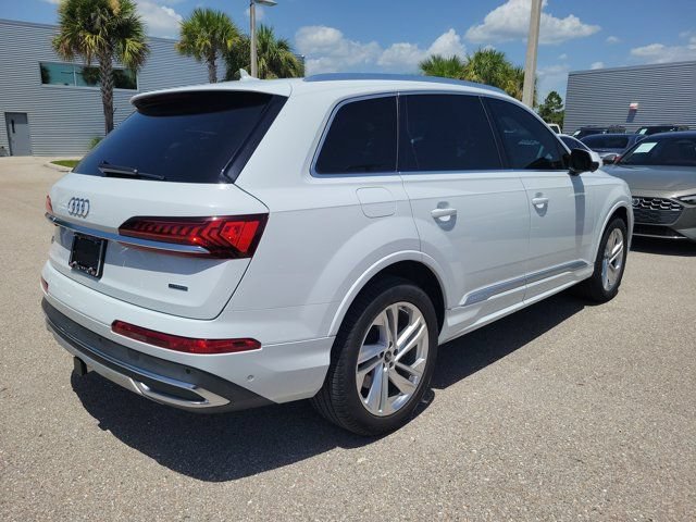 Certified 2023 Audi Q7 3.0T Premium Plus AWD/4WD image 7